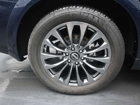 Used 2023 Nissan Armada Platinum w/ Captain's Chairs Package image 10