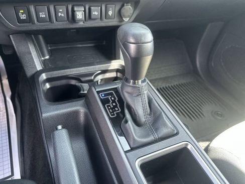 Certified 2023 Toyota Tacoma TRD Sport w/ Technology Package AWD/4WD image 23