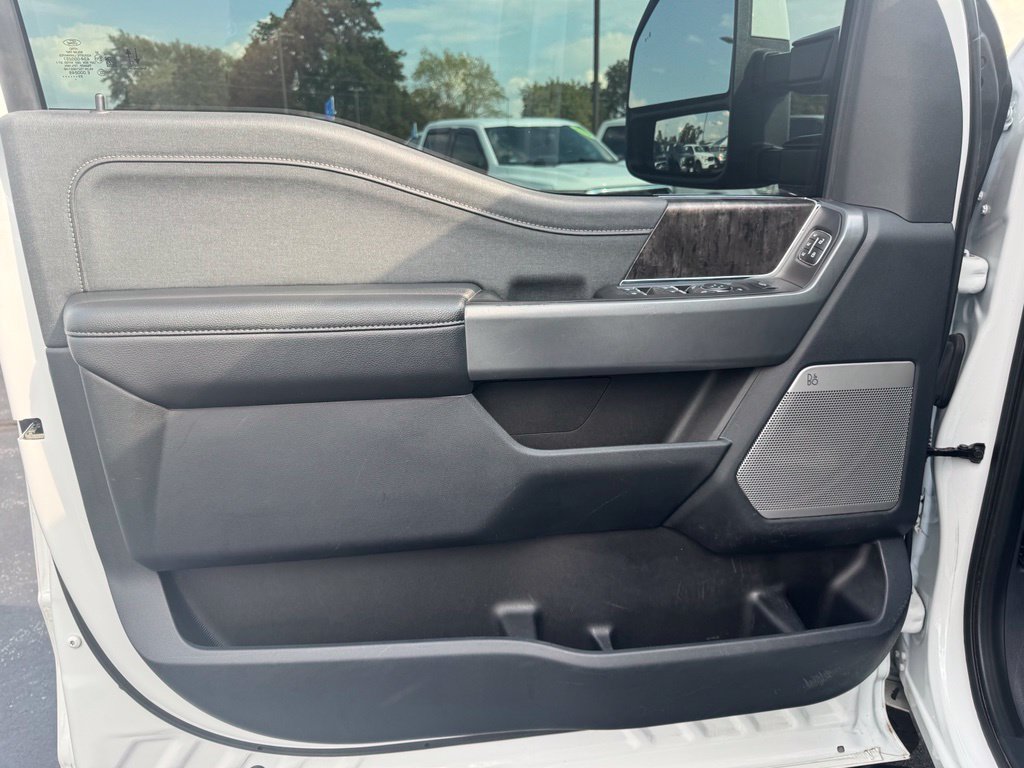 Certified 2023 Ford F250 Lariat w/ Lariat Ultimate Package AWD/4WD image 2