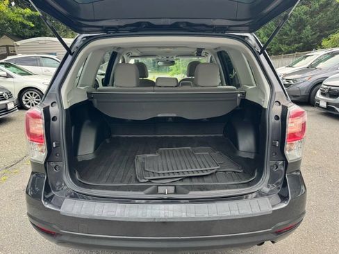 Used 2017 Subaru Forester 2.5i Premium w/ All-Weather Package AWD/4WD image 16