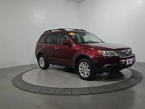 Used 2012 Subaru Forester 2.5X Limited AWD/4WD image 8