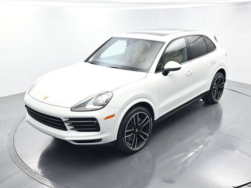 Certified 2023 Porsche Cayenne Platinum Edition AWD/4WD image 33