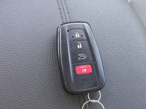 Used 2024 Toyota RAV4 XLE Premium image 30