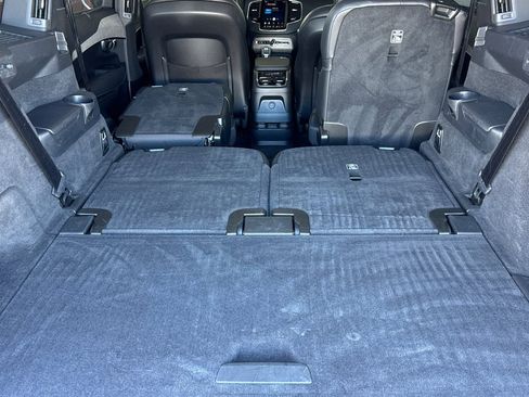 Used 2023 Volvo XC90 T8 Ultimate w/ Protection Package Premier image 18