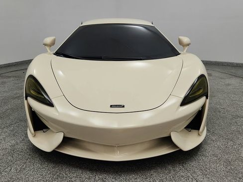 Used 2019 McLaren 570S Spider RWD image 9