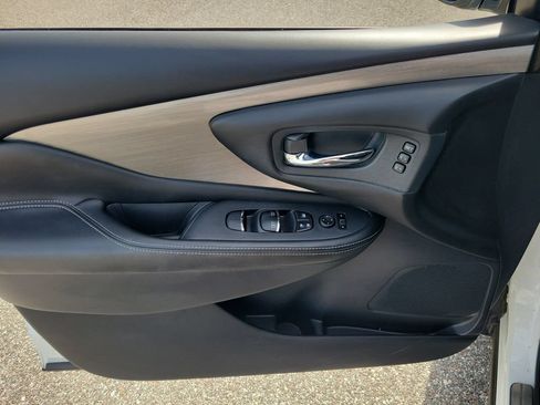 Used 2018 Nissan Murano SL w/ Midnight Edition Package AWD/4WD image 14
