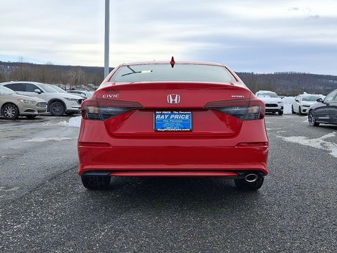 Used 2025 Honda Civic Sport image 5