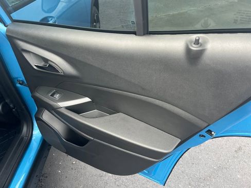 New 2026 Chevrolet Trax RS w/ Driver Confidence Package image 24