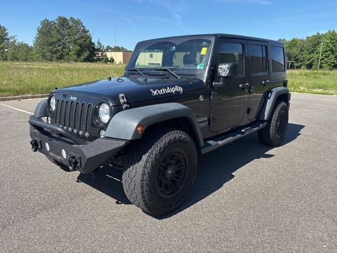 Used 2016 Jeep Wrangler Unlimited Sport w/ Quick Order Package 24S AWD/4WD image 3