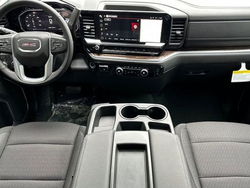 New 2026 GMC Sierra 2500 SLE w/ Preferred Package image 10