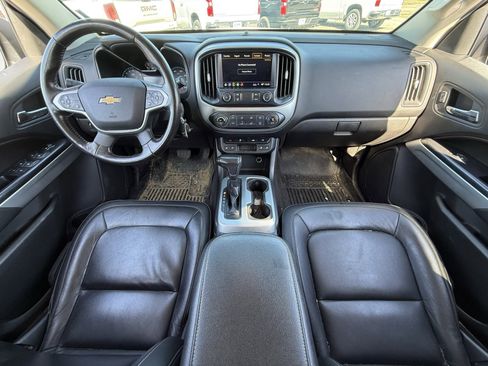 Used 2020 Chevrolet Colorado LT w/ Luxury Package image 17