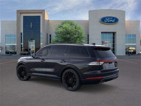 New 2026 Lincoln Aviator Reserve image 4