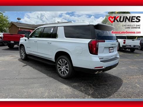 New 2026 GMC Yukon XL Denali AWD/4WD image 7