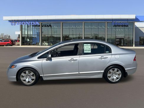 Used 2009 Honda Civic LX image 2