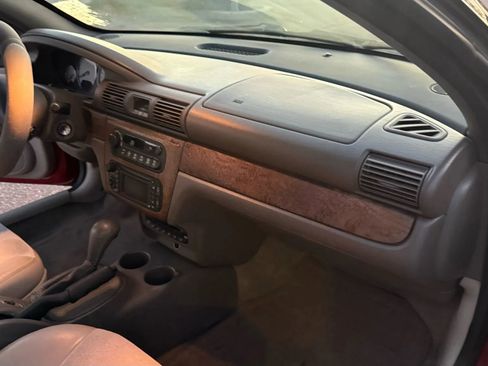 Used 2006 Chrysler Sebring Limited image 12