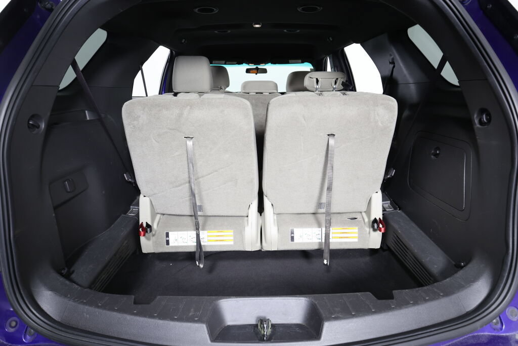 Used 2013 Ford Explorer FWD w/ Class III Trailer Tow Pkg image 18