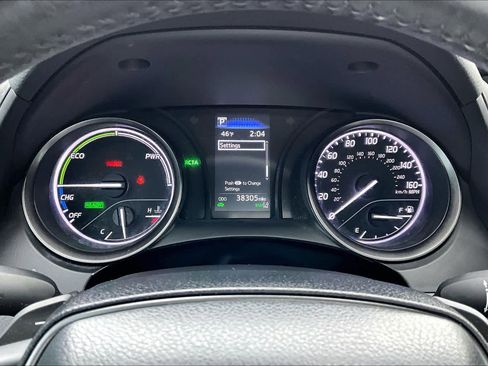 Certified 2022 Toyota Camry SE image 25