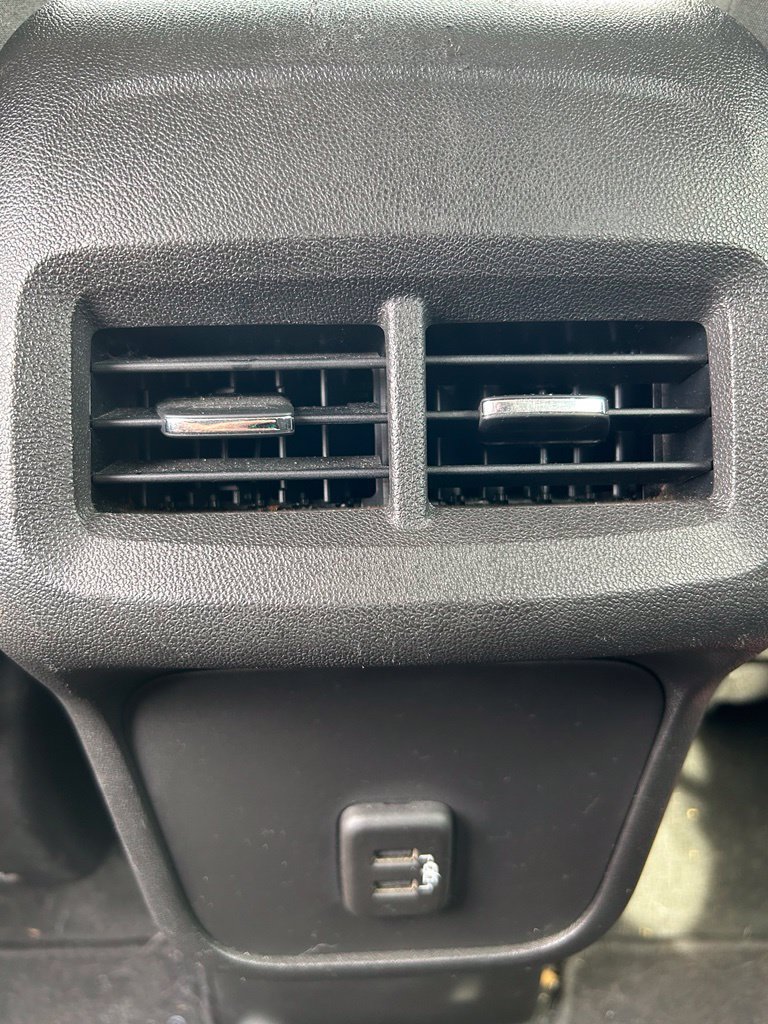 Used 2022 GMC Terrain SLE w/ Driver Convenience Package FWD image 14
