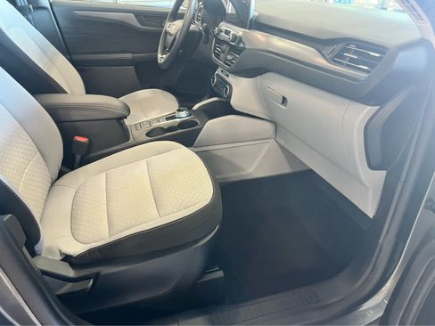 Used 2024 Ford Escape Active AWD/4WD image 48