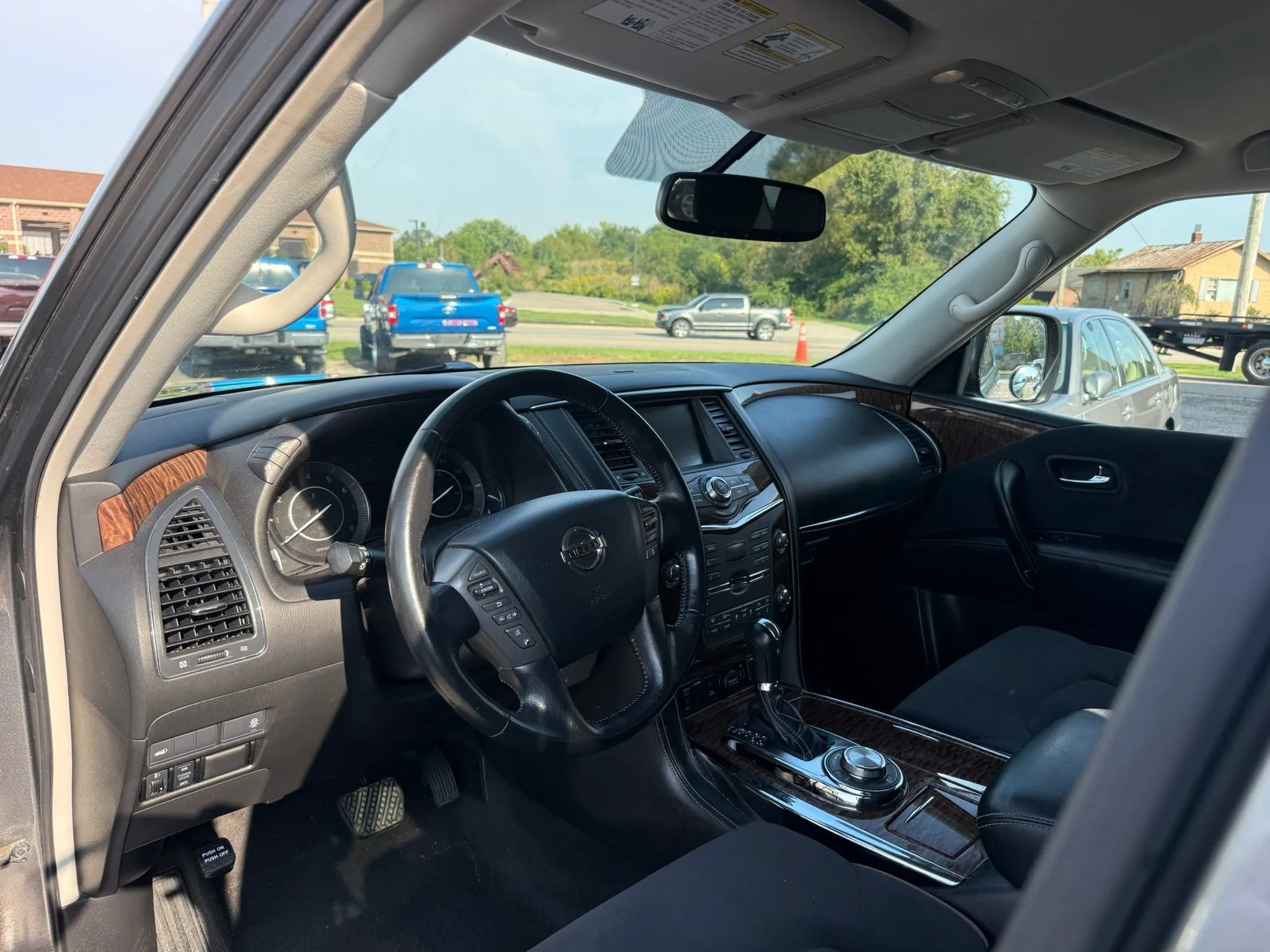 Used 2019 Nissan Armada SV w/ Driver Package AWD/4WD image 11