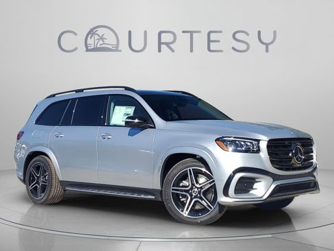 Certified 2026 Mercedes-Benz GLS 450 4MATIC image 5