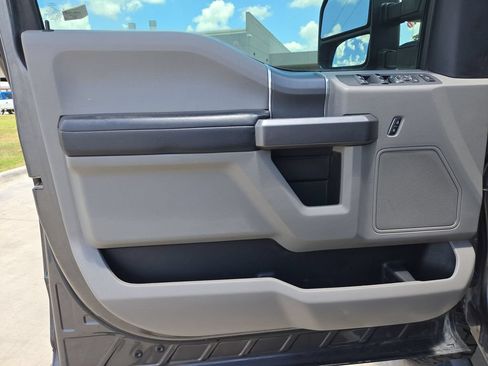 Used 2019 Ford F350 XLT w/ XLT Premium Package AWD/4WD image 20