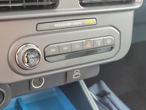 New 2025 Ford Maverick XLT w/ Equipment Group 301A image 33