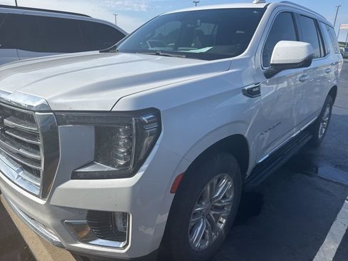 Used 2022 GMC Yukon SLT w/ SLT Premium Package AWD/4WD image 1