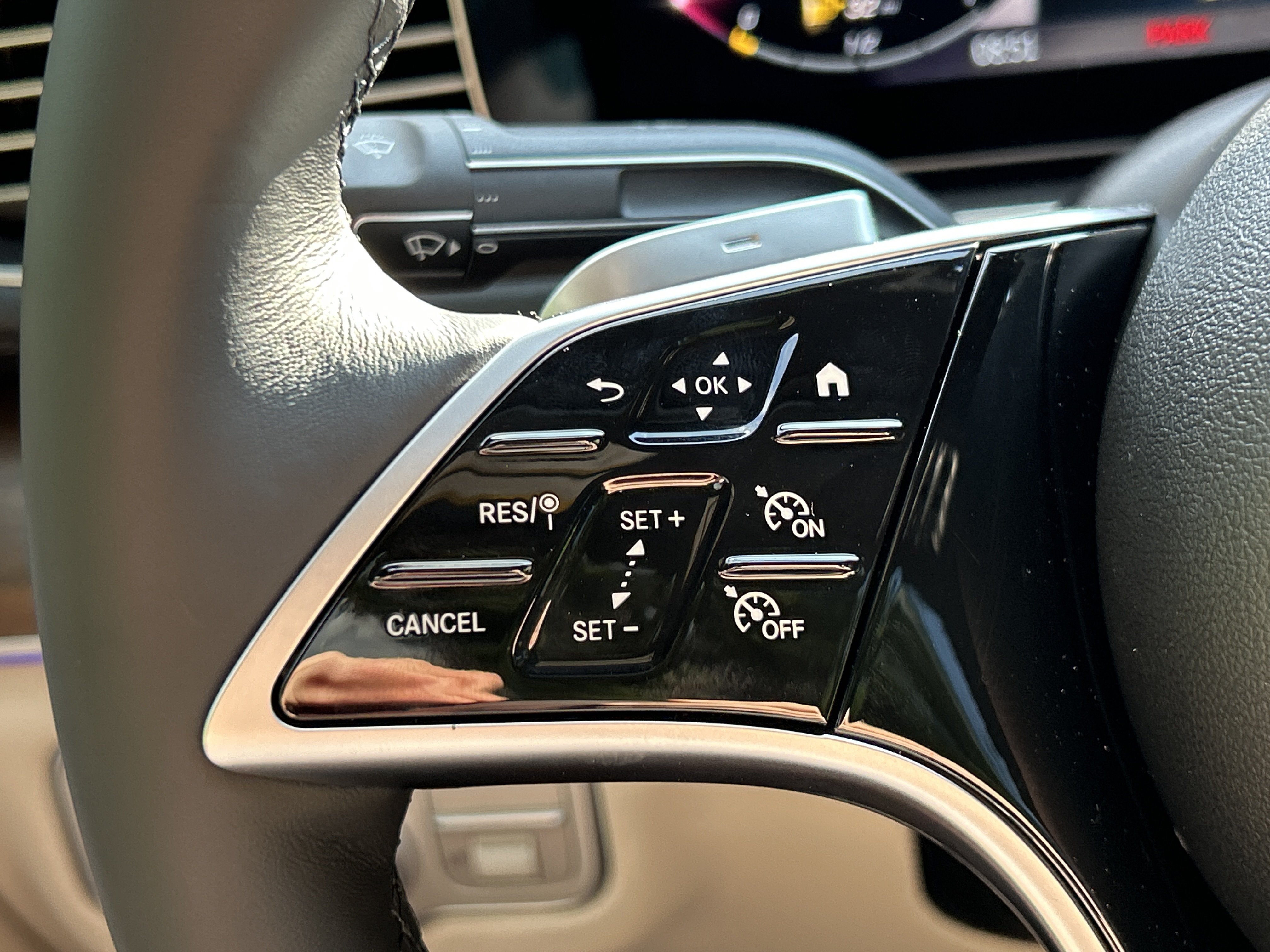 New 2026 Mercedes-Benz GLE 450 4MATIC Coupe image 24