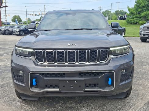 Certified 2024 Jeep Grand Cherokee Overland w/ Trailer Tow Package image 4