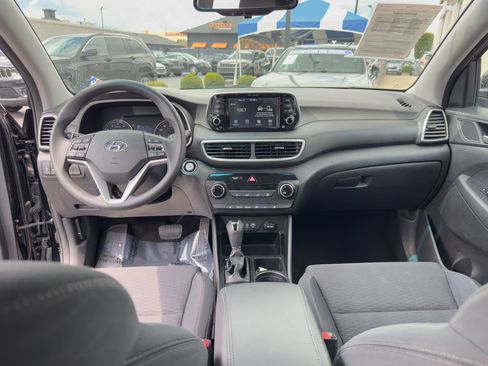Used 2019 Hyundai Tucson Value AWD/4WD image 16