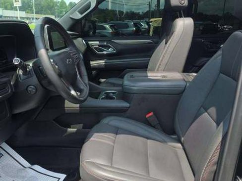 Used 2024 Chevrolet Tahoe RST w/ Luxury Package AWD/4WD image 5