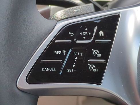 Used 2025 Mercedes-Benz C 300 C 300 image 24