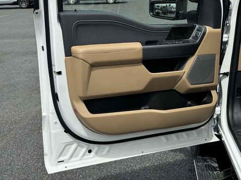 New 2025 Ford F350 Lariat w/ Lariat Ultimate Package image 10