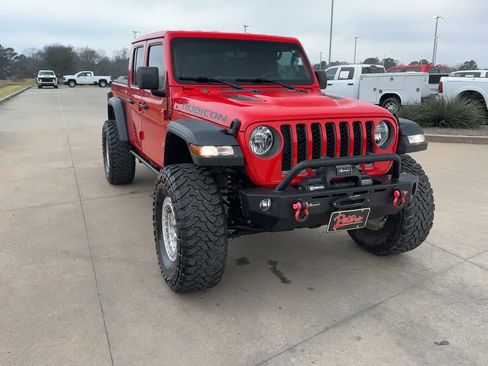 Used 2022 Jeep Gladiator Rubicon w/ Cold Weather Group image 2