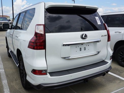 Used 2022 Lexus GX 460 Premium w/ Accessory Package AWD/4WD image 7