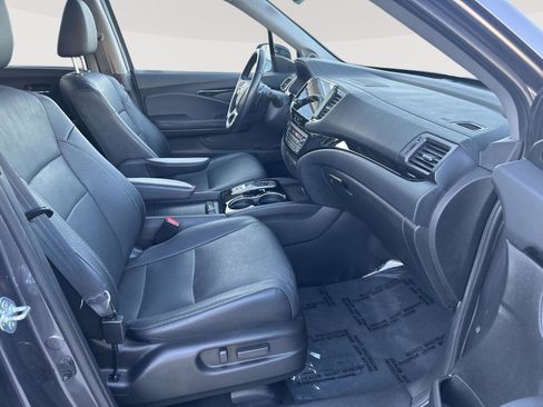 Used 2022 Honda Pilot Elite image 17