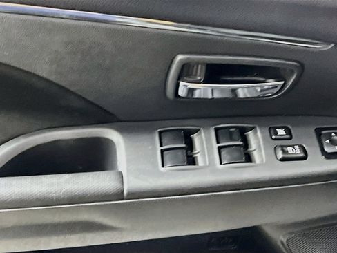Used 2024 Mitsubishi Outlander Sport ES AWD/4WD image 17