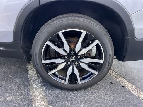 Used 2020 Honda Pilot Touring image 37