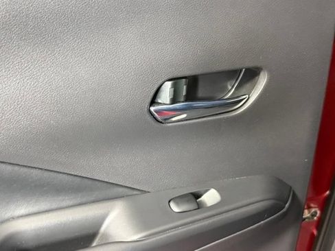 Used 2020 Nissan Kicks SR w/ SR Premium Package FWD image 24
