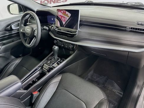 Used 2023 Jeep Compass High Altitude image 34