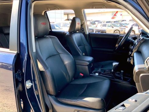 Used 2022 Toyota 4Runner TRD Off-Road Premium image 8