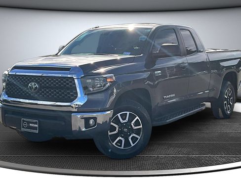 Used 2019 Toyota Tundra SR5 w/ TRD Off Road Package AWD/4WD image 3