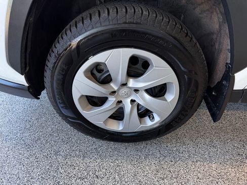Certified 2023 Toyota RAV4 LE AWD/4WD image 12