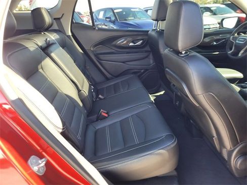 Used 2022 GMC Terrain Denali image 14