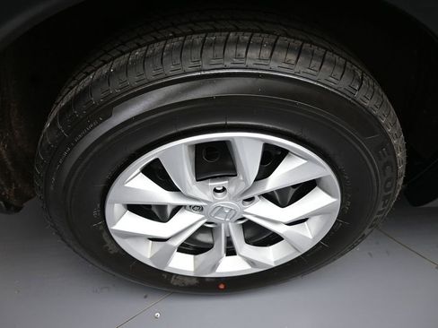 Used 2025 Honda CR-V LX image 12