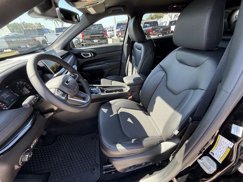 New 2026 Jeep Compass Latitude w/ Quick Order Package 29K image 17