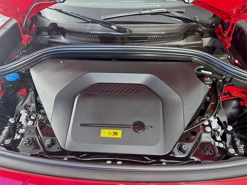 Certified 2025 MINI Cooper Countryman SE image 31