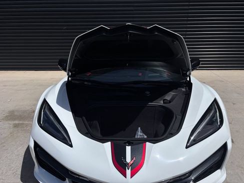 Used 2025 Chevrolet Corvette Z06 w/ Stealth Interior Trim Package RWD image 22