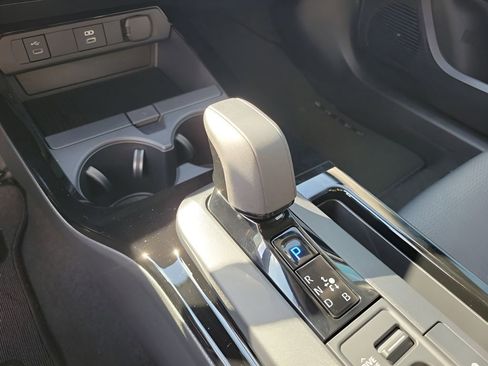 New 2026 Toyota Prius LE FWD image 25